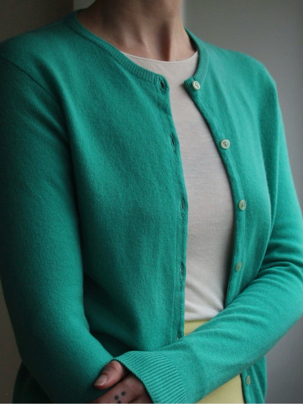 1950-60's Ballantyne of Peebles Teal Cashmere Knit Cardigan